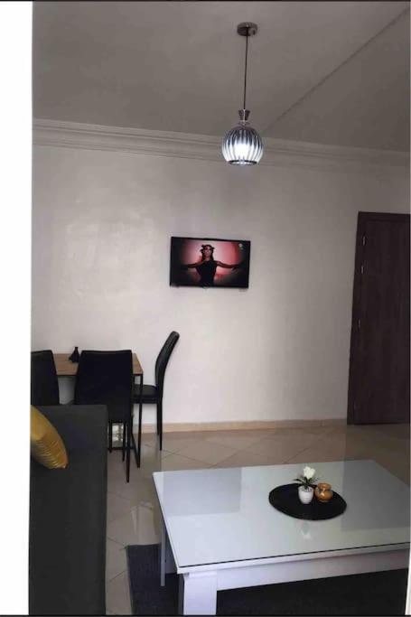 Jolie Appartement A Les Porte De Gueliz Marrakesh Esterno foto